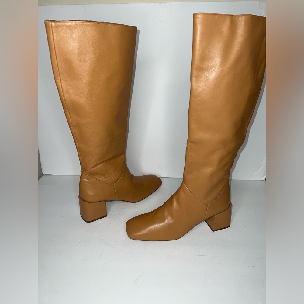 $595 Women’s Vince Kendra Knee High Boots In Camel Color  Size 8 M/38